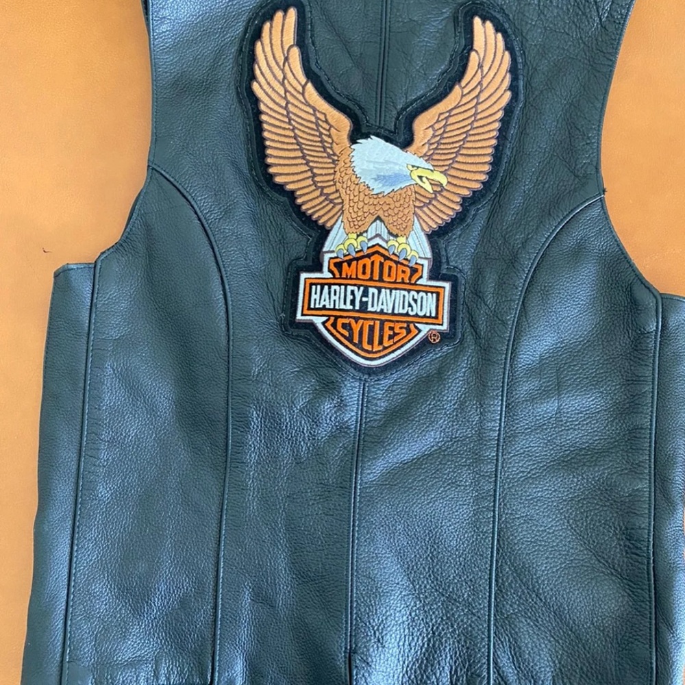Harley Davidson XS women leather vest.